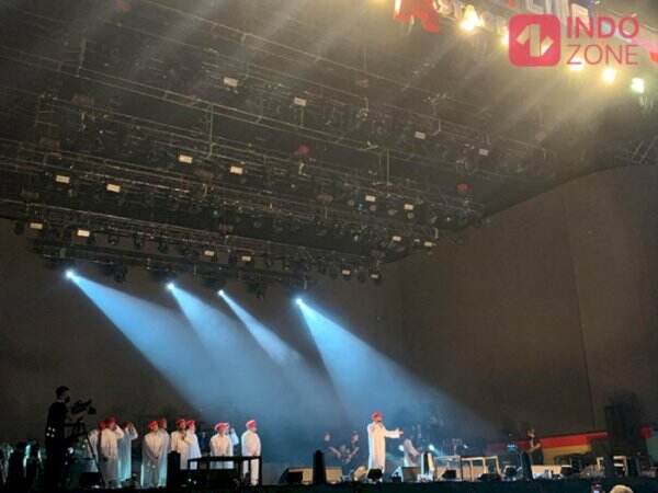 The Prediksi Bikin Ngakak Soundrenaline 2022: Kostum Serba Emas hingga Mirip Boyband