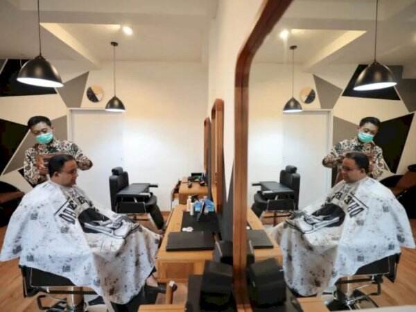 Usai Ganjar Pranowo, Kini Gliran Anies Pamer Foto Sedang Cukur Rambut