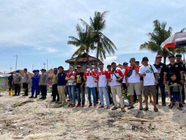 Rayakan Ulang Tahun, TOSCA dan Polairud Tanam 1.000 Mangrove