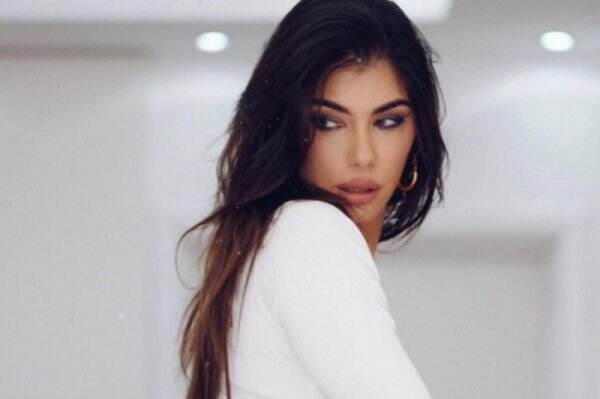 4 Potret Iva Saric, WAGs Kroasia yang Tampil bak ABG