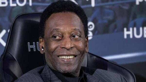 Pele Wafat di Usia 82 Tahun, Cristiano Ronaldo Ungkap Rasa Duka Mendalam