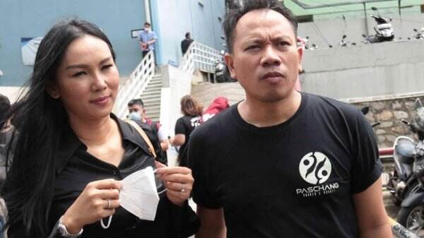 Bikin Heboh Lagi, Vicky Prasetyo Batal Nikah karena Terganjal Restu