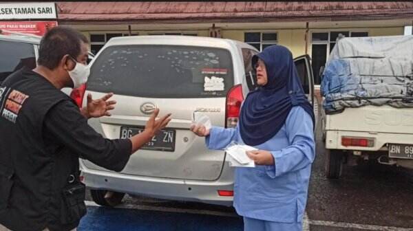 Buru-Buru, Dokter Ini Lolos dari Razia Masker