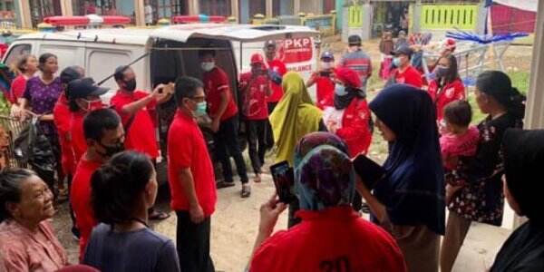 Bantu Korban Banjir Bekasi, Ketum PKPI: Berpolitik Adalah Bagaimana Memberi Kemaslahatan