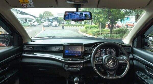 Pentingnya Fitur Smart E-Mirror di Suzuki XL7