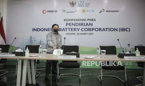 Erick Bangun Ekosistem Investasi Baterai Listrik Lewat IBC