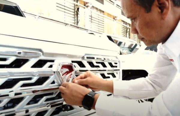 Maung MV3 Garuda: Punya TKDN 70, tapi Mesin Masih Impor Maung MV3 Garuda: Punya TKDN 70, tapi Mesin Masih Impor