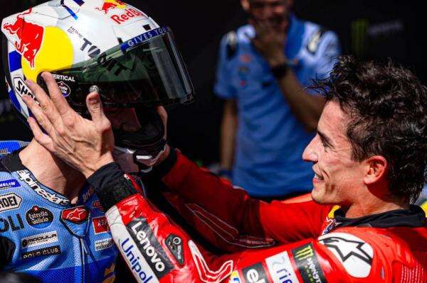 Cedera Horor Alex Marquez Mulai Pulih, Marc Marquez Ungkap Kondisi Terkini Sang Adik Cedera Horor Alex Marquez Mulai Pulih, Marc Marquez Ungkap Kondisi Terkini Sang Adik