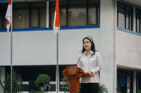 Tutup Akademi Keluarga Indonesia 2026, Wamen Isyana Sebut PIK-R sebagai Ruang Konseling Remaja Tutup Akademi Keluarga Indonesia 2026, Wamen Isyana Sebut PIK-R sebagai Ruang Konseling Remaja