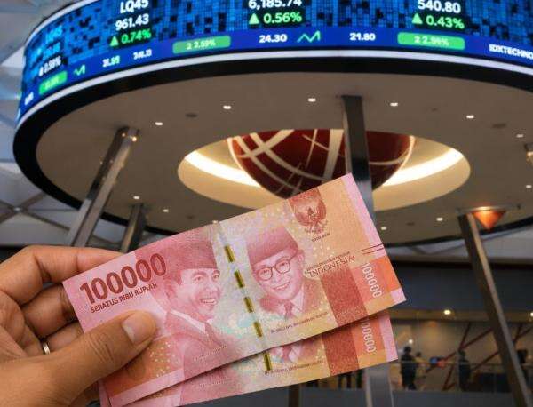 IHSG Ditutup Menguat Tipis, Rupiah Masih Bertengger di Atas Rp18.000 IHSG Ditutup Menguat Tipis, Rupiah Masih Bertengger di Atas Rp18.000