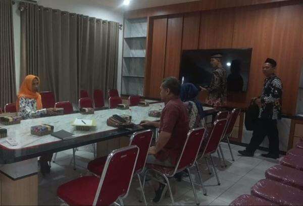 Pemda Sragen Fasilitasi Upaya Mediasi Soal Kisruh Internal di Yayasan Sri Amini Betis Pemda Sragen Fasilitasi Upaya Mediasi Soal Kisruh Internal di Yayasan Sri Amini Betis
