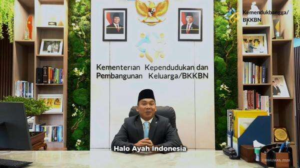 Gerakan Ayah Mengantar Anak di Hari Pertama Sekolah Bisa Tingkatkan Kepercayaan Diri Si Kecil Gerakan Ayah Mengantar Anak di Hari Pertama Sekolah Bisa Tingkatkan Kepercayaan Diri Si Kecil