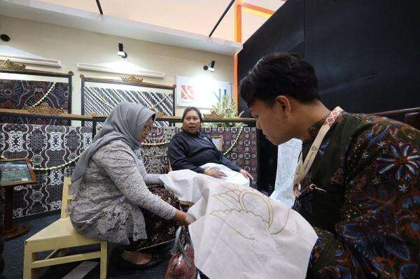 BNI Bawa Mitra Binaan Batik ke Pameran Puspa Nuswantara 2026 BNI Bawa Mitra Binaan Batik ke Pameran Puspa Nuswantara 2026