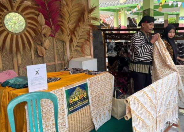 Pertamina Terus Dorong Pertumbuhan UMKM Batik di Berbagai Daerah Pertamina Terus Dorong Pertumbuhan UMKM Batik di Berbagai Daerah