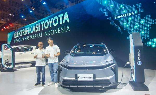 Penjualan Kendaraan Elektrifikasi di Indonesia Melonjak, Toyota Kuasai 65 Persen Pasar Hybrid EV Penjualan Kendaraan Elektrifikasi di Indonesia Melonjak, Toyota Kuasai 65 Persen Pasar Hybrid EV