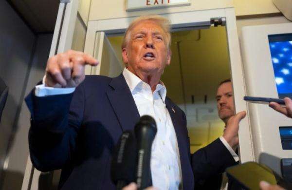 Trump Klaim Iran Mohon-Mohon kepada AS Batalkan Serangan Trump Klaim Iran Mohon-Mohon kepada AS Batalkan Serangan