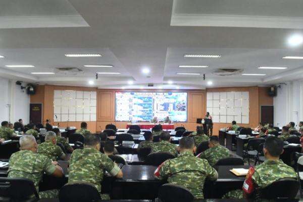 Pangkogabwilhan II Bekali Perwira Siswa Sesko TNI, Asah Kemampuan Operasi Gabungan Pangkogabwilhan II Bekali Perwira Siswa Sesko TNI, Asah Kemampuan Operasi Gabungan