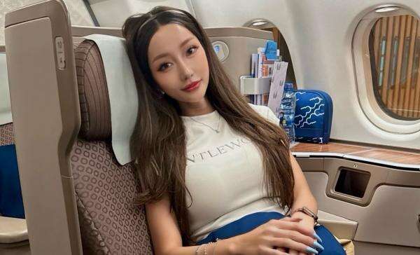 Alasan Lucinta Luna Operasi Pita Suara: Biar Kalau ke Luar Negeri Enggak Dicegat Imigrasi Alasan Lucinta Luna Operasi Pita Suara: Biar Kalau ke Luar Negeri Enggak Dicegat Imigrasi