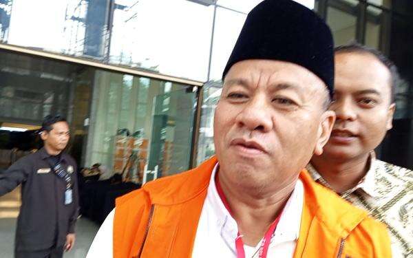 Bupati Kuansing Bantah Beri Amplop ke Raja Juli Antoni: Saya Nggak Tahu Isinya Apa Bupati Kuansing Bantah Beri Amplop ke Raja Juli Antoni: Saya Nggak Tahu Isinya Apa