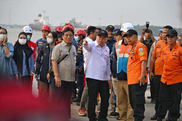 Kecelakaan Kapal Virgo Terbalik di Laut Jawa, Menhub Prioritaskan Pencarian 138 Penumpang Kecelakaan Kapal Virgo Terbalik di Laut Jawa, Menhub Prioritaskan Pencarian 138 Penumpang