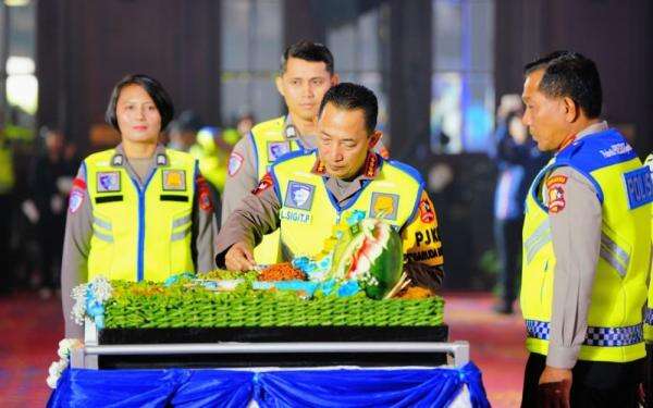Kapolri Luncurkan STNK Digital dan Pembayaran Tilang Terintegrasi, Catat Cara Pakainya Kapolri Luncurkan STNK Digital dan Pembayaran Tilang Terintegrasi, Catat Cara Pakainya