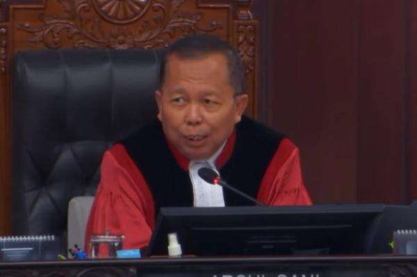 MK: Sertifikat Kehadiran Bukan Bukti Gibran Lulus Pendidikan Setara SMA MK: Sertifikat Kehadiran Bukan Bukti Gibran Lulus Pendidikan Setara SMA