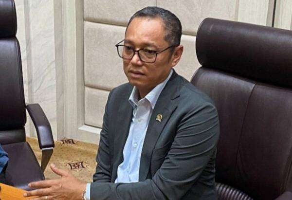 Profil dan Pendidikan Deddy Sitorus, Anggota DPR yang Diduga Sebut Wartawan sebagai Rombongan Sirkus Profil dan Pendidikan Deddy Sitorus, Anggota DPR yang Diduga Sebut Wartawan sebagai Rombongan Sirkus