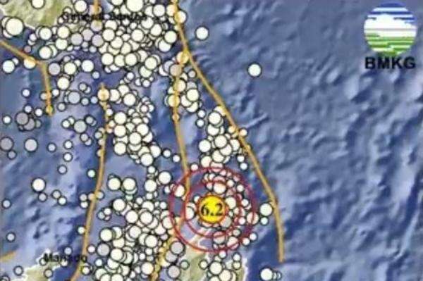 Gempa Besar Magnitudo 6,2 Guncang Pulau Doi Maluku Utara, Tidak Berpotensi Tsunami Gempa Besar Magnitudo 6,2 Guncang Pulau Doi Maluku Utara, Tidak Berpotensi Tsunami