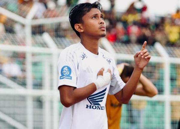 Reuni di Persebaya Surabaya, Bernardo Tavares Tantang Ricky Pratama Dongkrak Ketajaman Lini Depan Bajul Ijo Reuni di Persebaya Surabaya, Bernardo Tavares Tantang Ricky Pratama Dongkrak Ketajaman Lini Depan Bajul Ijo