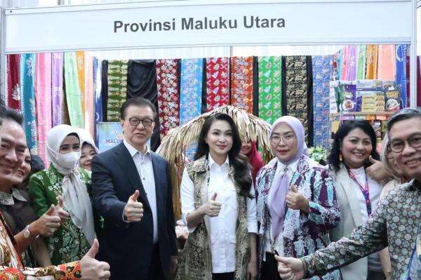 WUB dan IKM Maluku Utara Didorong Naik Kelas Lewat Tjipta UMKM Fair WUB dan IKM Maluku Utara Didorong Naik Kelas Lewat Tjipta UMKM Fair
