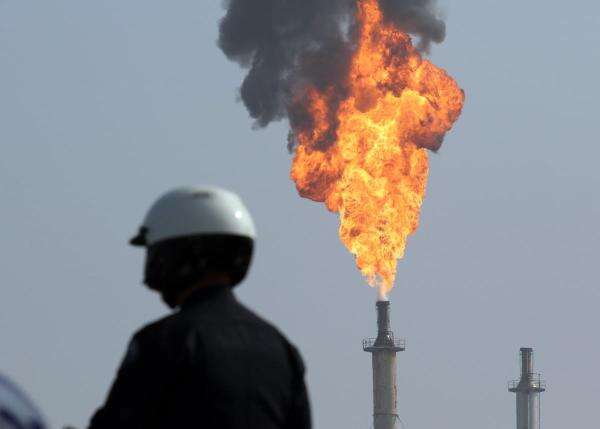 Serangan Houthi ke Arab Saudi Tekan Harga Minyak Dunia, Brent Bertahan di USD109 per Barel Serangan Houthi ke Arab Saudi Tekan Harga Minyak Dunia, Brent Bertahan di USD109 per Barel