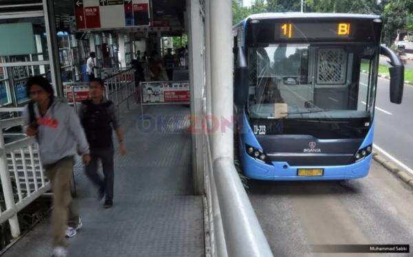 Fenomena El Nino, Pemprov DKI Minta Warga Beralih ke Transportasi Umum Fenomena El Nino, Pemprov DKI Minta Warga Beralih ke Transportasi Umum