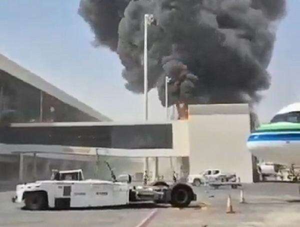 Bandara King Khalid Diserang, KBRI Riyadh Imbau WNI Waspada dan Batasi Perjalanan Bandara King Khalid Diserang, KBRI Riyadh Imbau WNI Waspada dan Batasi Perjalanan