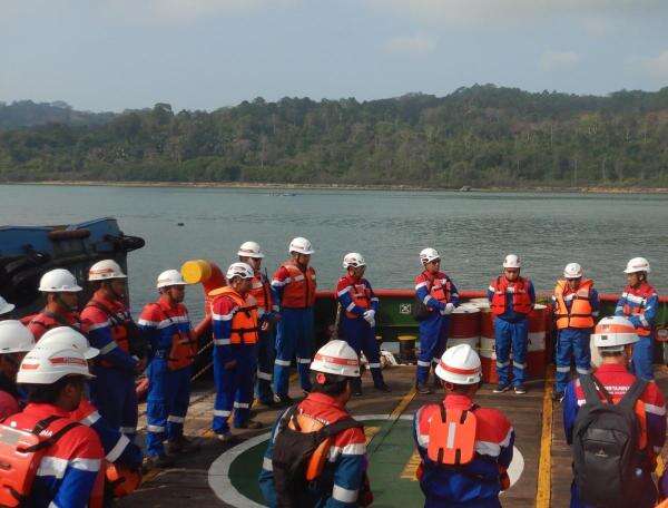 348 Ribu Barel per Hari, Port Cilacap Jadi Simpul Energi Nasional 348 Ribu Barel per Hari, Port Cilacap Jadi Simpul Energi Nasional