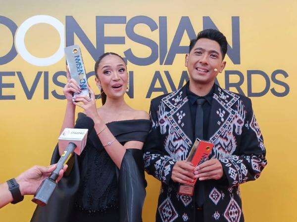 Arya Saloka dan Asha Assuncao Menang Pasangan Terpopuler ITA 2026, Dedikasikan untuk Senada Arya Saloka dan Asha Assuncao Menang Pasangan Terpopuler ITA 2026, Dedikasikan untuk Senada
