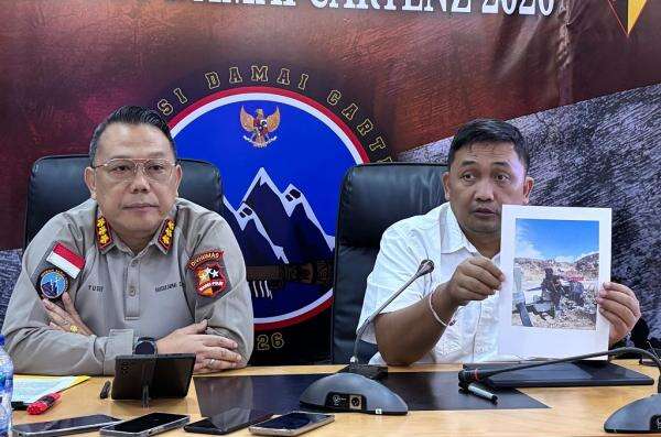 Satgas Damai Cartenz Tetapkan 7 Tersangka Pembakaran Pesawat AMA dan Pembunuhan Pilot AS di Yahukimo Satgas Damai Cartenz Tetapkan 7 Tersangka Pembakaran Pesawat AMA dan Pembunuhan Pilot AS di Yahukimo