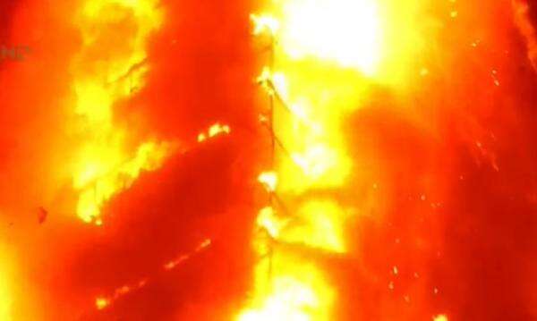 Gedung Bapenda DKI Jakarta Terbakar, Api Membesar hingga Puing-Puing Berjatuhan Gedung Bapenda DKI Jakarta Terbakar, Api Membesar hingga Puing-Puing Berjatuhan