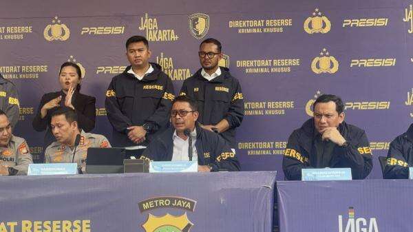 Polisi Ungkap Peran 16 Tersangka Sindikat Meterai Palsu, dari Produsen hingga Kurir Polisi Ungkap Peran 16 Tersangka Sindikat Meterai Palsu, dari Produsen hingga Kurir