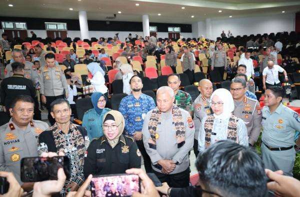 Penertiban Kendaraan ODOL di Kalsel, Polri: Penegakan Hukum Memperhatikan Kondisi Masyarakat! Penertiban Kendaraan ODOL di Kalsel, Polri: Penegakan Hukum Memperhatikan Kondisi Masyarakat!