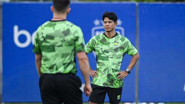 Achmad Jufriyanto Ditunjuk Jadi Asisten Pelatih Persib, Beberkan Tugas Utamanya Achmad Jufriyanto Ditunjuk Jadi Asisten Pelatih Persib, Beberkan Tugas Utamanya