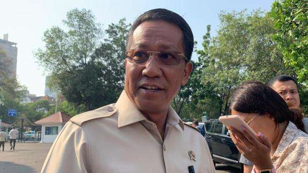 Menkum: Pemerintah Tunggu DPR soal Presidential Threshold Menkum: Pemerintah Tunggu DPR soal Presidential Threshold