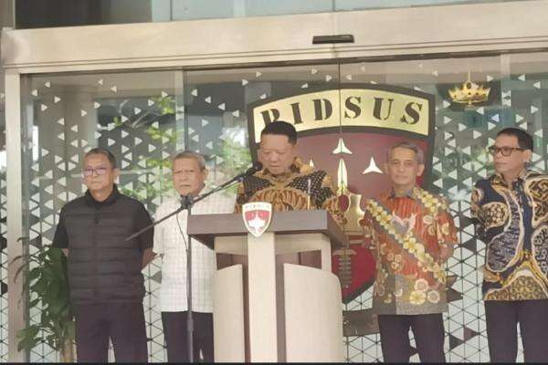 Jampidsus Febrie Adriansyah Akui Rumah di Sentul yang Digeledah Polri Miliknya Jampidsus Febrie Adriansyah Akui Rumah di Sentul yang Digeledah Polri Miliknya