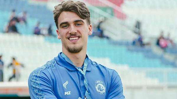 Arema FC Sambut Kedatangan Mauro Zijlstra, Lini Serang Makin Kuat! Arema FC Sambut Kedatangan Mauro Zijlstra, Lini Serang Makin Kuat!