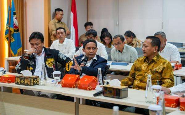 Kemenhut Bekukan Izin Usaha 26 Perusahaan, Diduga Terlibat Karhutla Kemenhut Bekukan Izin Usaha 26 Perusahaan, Diduga Terlibat Karhutla
