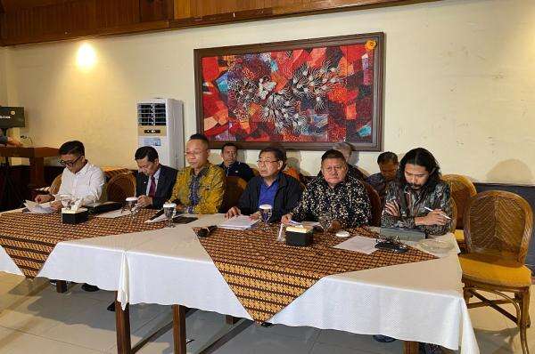 Dicap Penyusup oleh Roy Suryo saat Sidang Praperadilan, Suhadi Buka Suara Dicap Penyusup oleh Roy Suryo saat Sidang Praperadilan, Suhadi Buka Suara