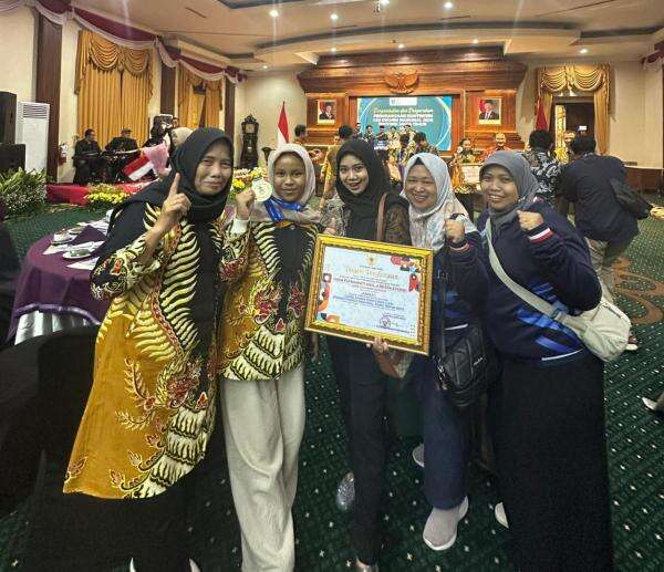 Jatim Kembali Juara Umum LKS Nasional, Semangat dan Dukungan Jadi Kunci Sukses Jatim Kembali Juara Umum LKS Nasional, Semangat dan Dukungan Jadi Kunci Sukses