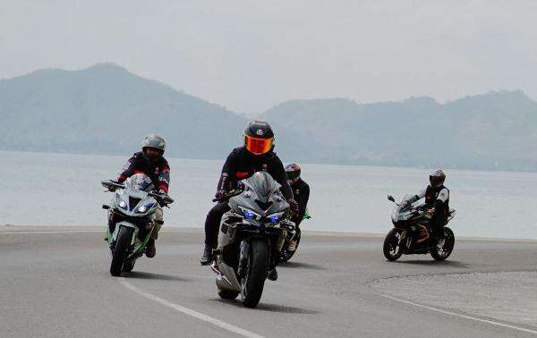 50 Rider dari Berbagai Genre Motor Jelajahi Lombok-Mandalika 50 Rider dari Berbagai Genre Motor Jelajahi Lombok-Mandalika