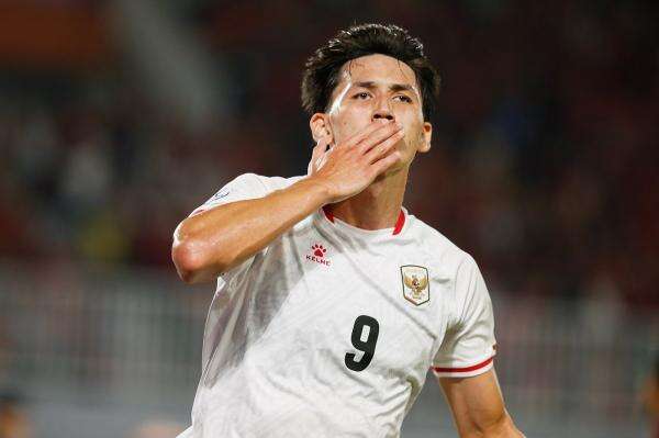 Timnas Vietnam Ketar-Ketir dengan Mitchell Baker, Pemain Veteran Ini Jadi Tumpuan Timnas Vietnam Ketar-Ketir dengan Mitchell Baker, Pemain Veteran Ini Jadi Tumpuan