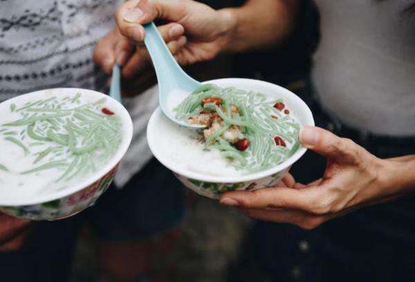 Sering Minum Es Teh hingga Es Cendol? Hati-Hati, Kandungan Gulanya Tinggi Sering Minum Es Teh hingga Es Cendol? Hati-Hati, Kandungan Gulanya Tinggi