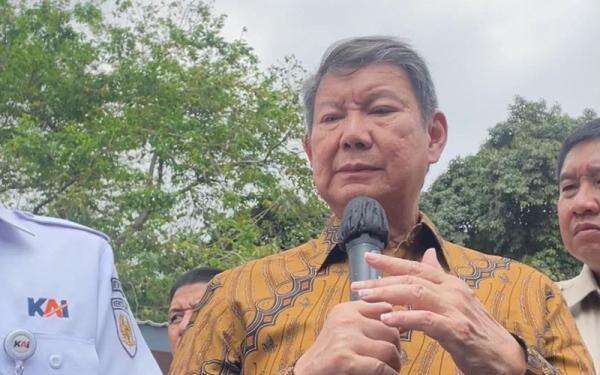 Hashim Minta Rusun Stasiun Manggarai Tak Boleh Diborong Segelintir Oknum Hashim Minta Rusun Stasiun Manggarai Tak Boleh Diborong Segelintir Oknum